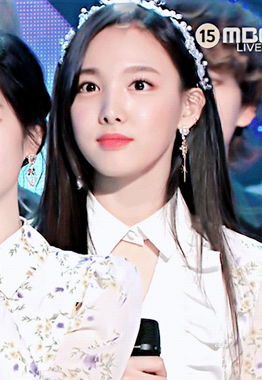 트와이스에서 가장 예쁜 멤버는??? (난제) | 인스티즈
