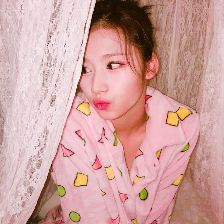 생일기념 인별 트와이스 사나 | 인스티즈