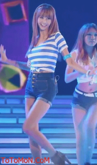 노래제목처럼 사라진 몸매 甲 女가수.GIF | 인스티즈