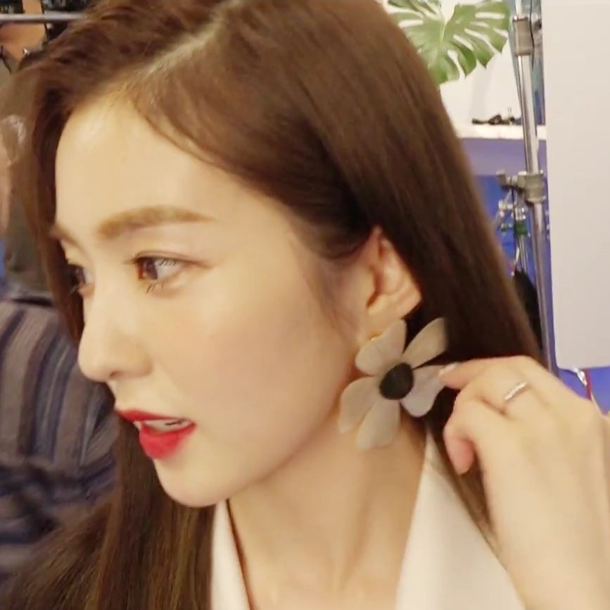 아이린의 옆태.jpg | 인스티즈