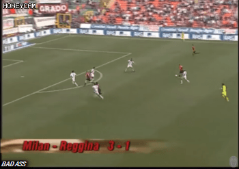 [데이터] 무결점 스트라이커라고 불리던 사나이.gif | 인스티즈