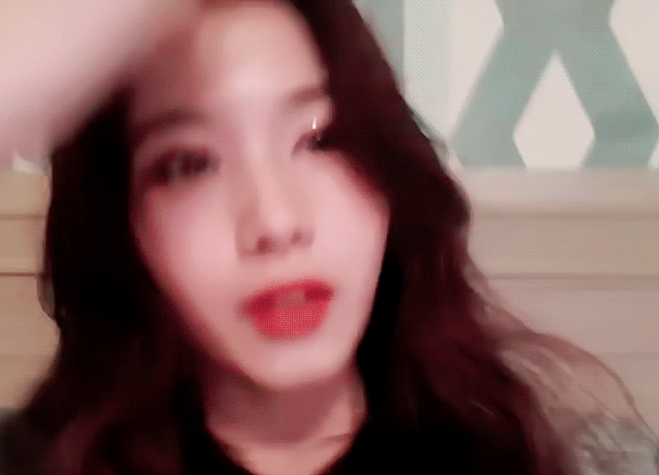 분위기있는 사나.gif | 인스티즈