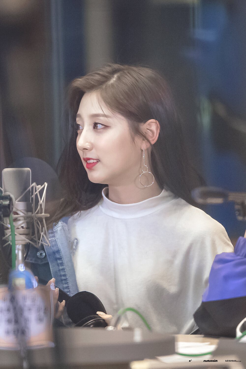 [러블리즈] 퇴근한 뒤에 뭐할지 고민이라서 예인이 | 인스티즈