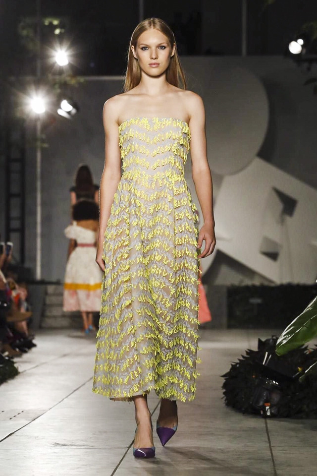 2018 S/S 캐롤리나 헤레라 컬렉션 | 인스티즈