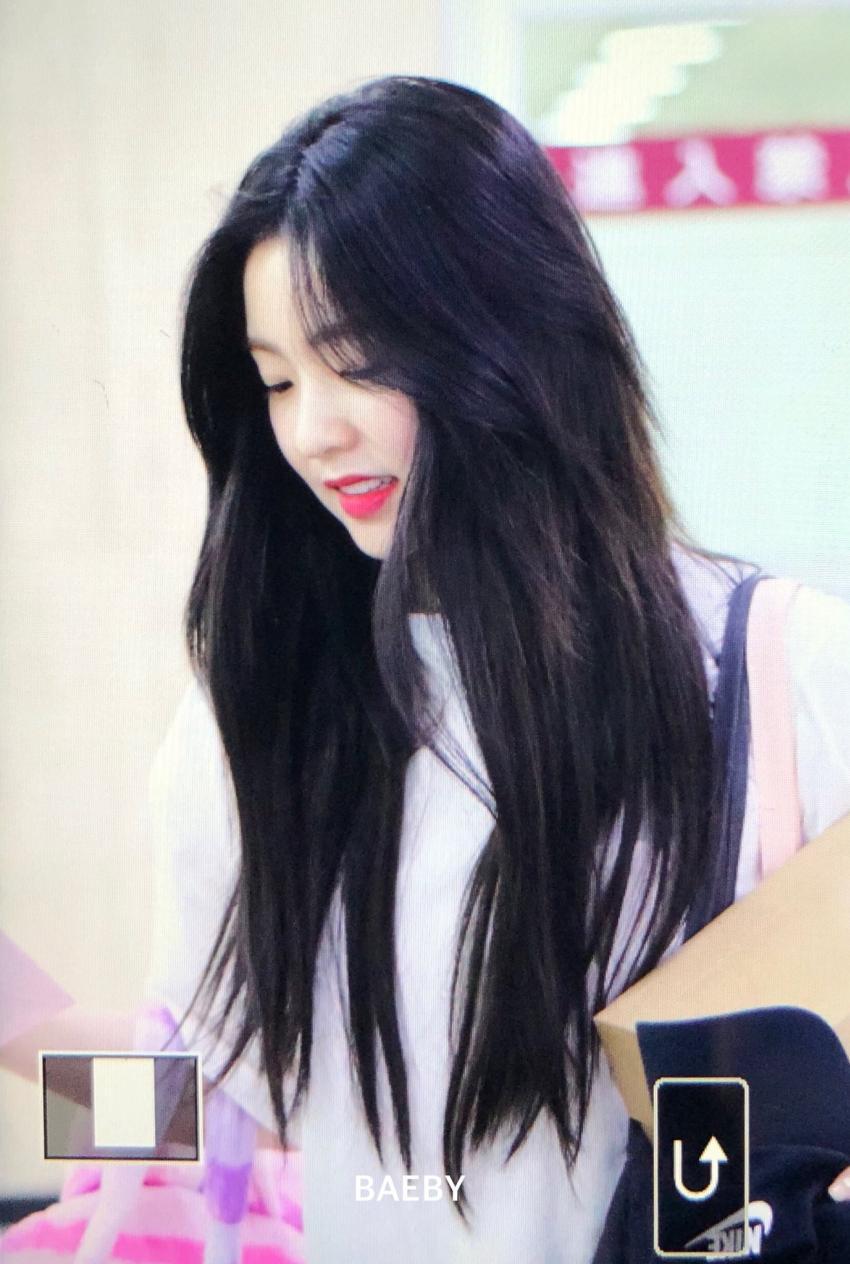 3주만에 다시 한국으로 돌아온 레드벨벳 | 인스티즈