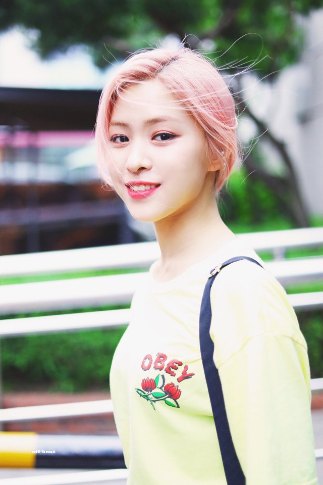 itzy 핑크돌 류진 - Want it + 달라달라 뮤뱅 상반기 결산 190628 | 인스티즈