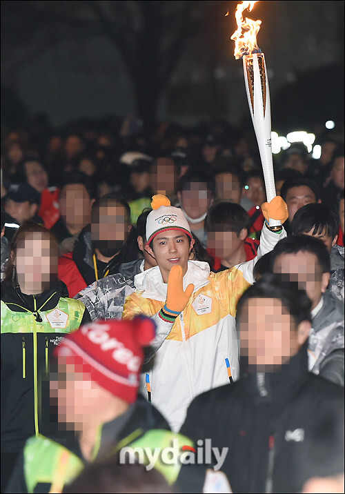 여의도 마비시킨 성화 봉송 상황.jpg | 인스티즈