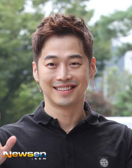알수없는 김재원의 해투 출근길 패션 | 인스티즈