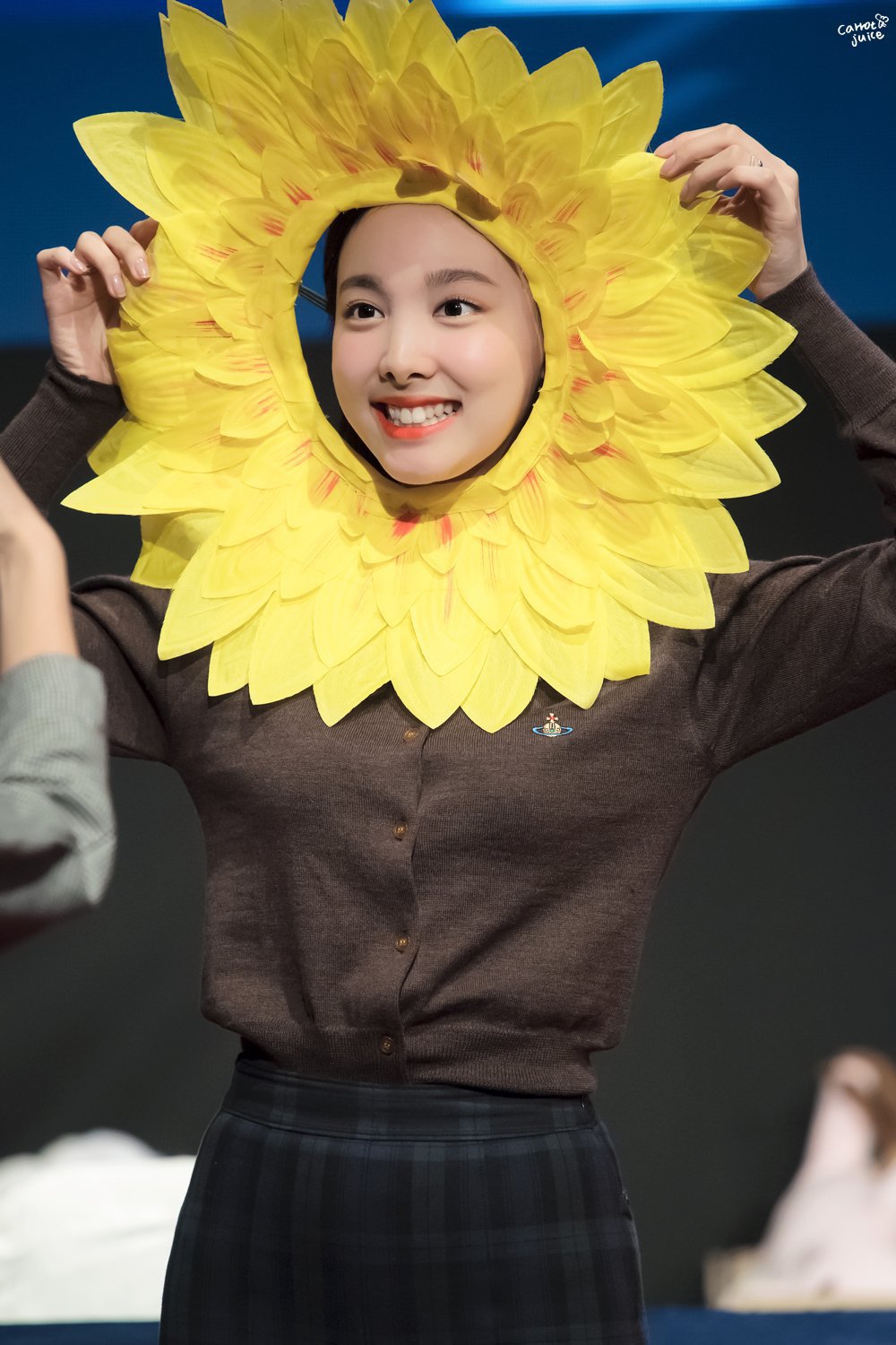 팬싸에서 무시무시하게 칼싸움하는 트둥이들 후덜덜........... | 인스티즈