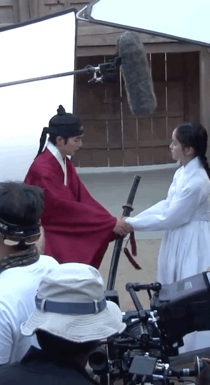 애드립 한번에 몰이당하는 유승호 (군주 메이킹) | 인스티즈