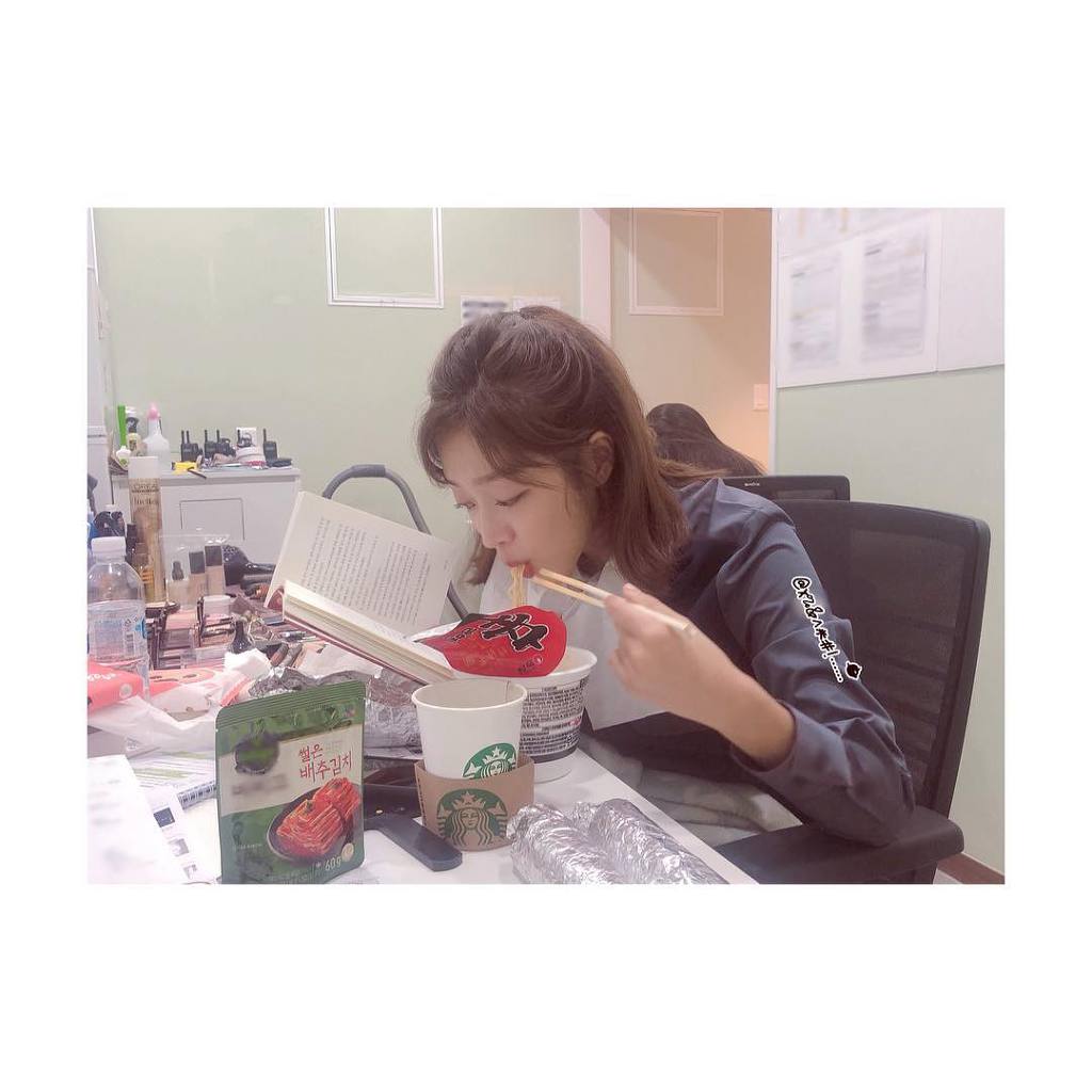 표정으로 얘기한 조보아 (데이터 주의) | 인스티즈